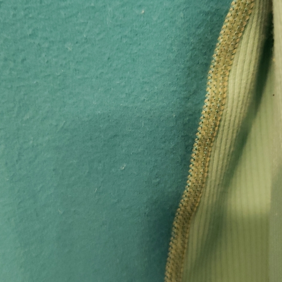 Lululemon jacket - Picture 14 of 14